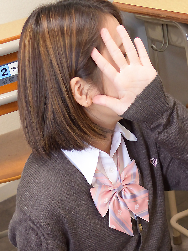 ゆみ♡正統派(21)｜大阪 梅田 兎我野町 ホテルヘルス【パンチラJK】〜NO PANTY NO LIFE〜『見たい！嗅ぎたい！触りたい！！』キュートで無邪気な小悪魔JKがエロエロ全開大胆ご奉仕♪