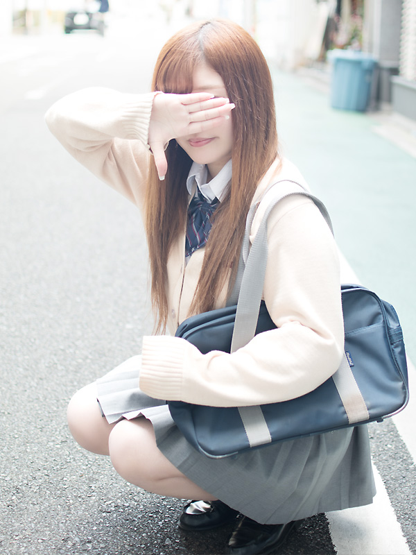 のん♡美尻美女｜大阪 梅田 兎我野町 ホテルヘルス【パンチラJK】〜NO PANTY NO LIFE〜『見たい！嗅ぎたい！触りたい！！』キュートで無邪気な小悪魔JKがエロエロ全開大胆ご奉仕♪