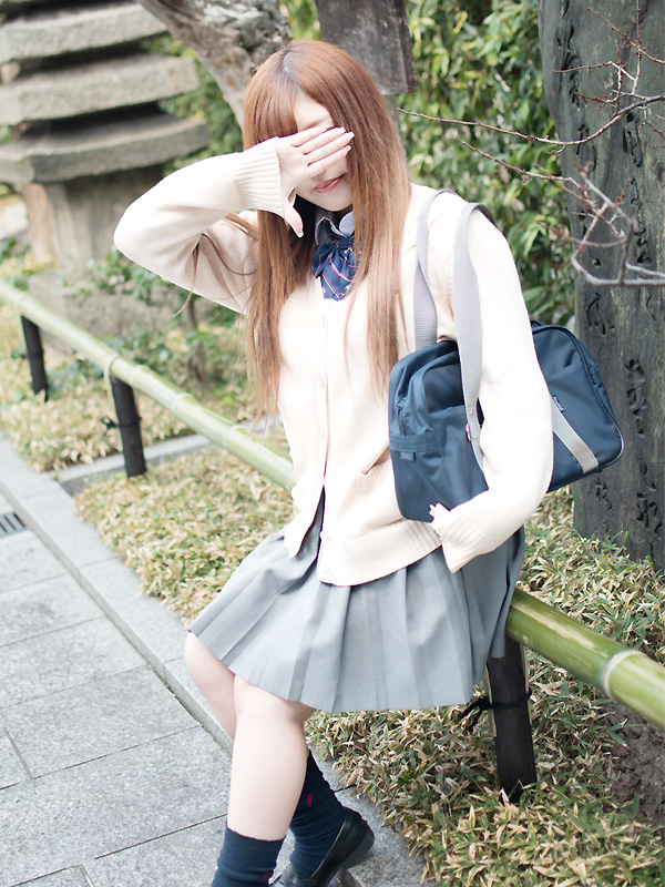 のん♡美尻美女｜大阪 梅田 兎我野町 ホテルヘルス【パンチラJK】〜NO PANTY NO LIFE〜『見たい！嗅ぎたい！触りたい！！』キュートで無邪気な小悪魔JKがエロエロ全開大胆ご奉仕♪