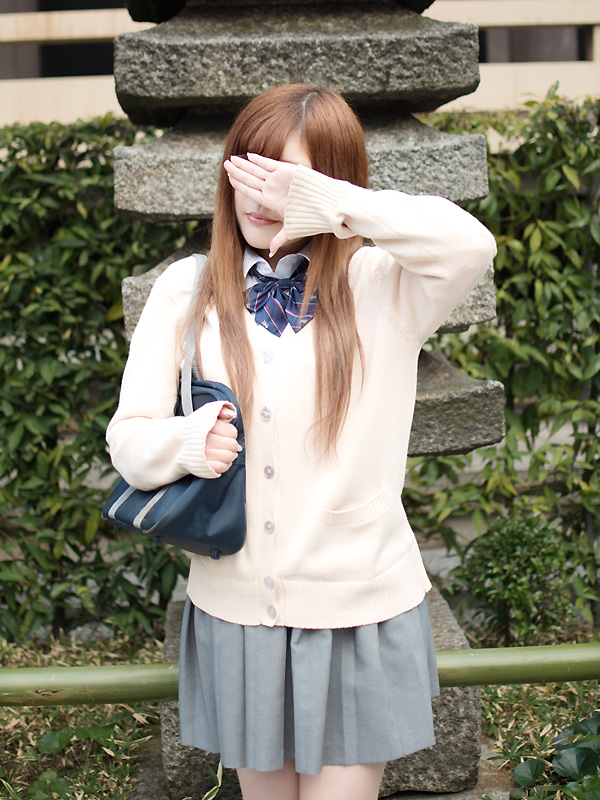 のん♡美尻美女｜大阪 梅田 兎我野町 ホテルヘルス【パンチラJK】〜NO PANTY NO LIFE〜『見たい！嗅ぎたい！触りたい！！』キュートで無邪気な小悪魔JKがエロエロ全開大胆ご奉仕♪