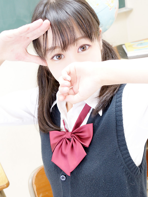 めい♡愛嬌抜群｜大阪 梅田 兎我野町 ホテルヘルス【パンチラJK】〜NO PANTY NO LIFE〜『見たい！嗅ぎたい！触りたい！！』キュートで無邪気な小悪魔JKがエロエロ全開大胆ご奉仕♪