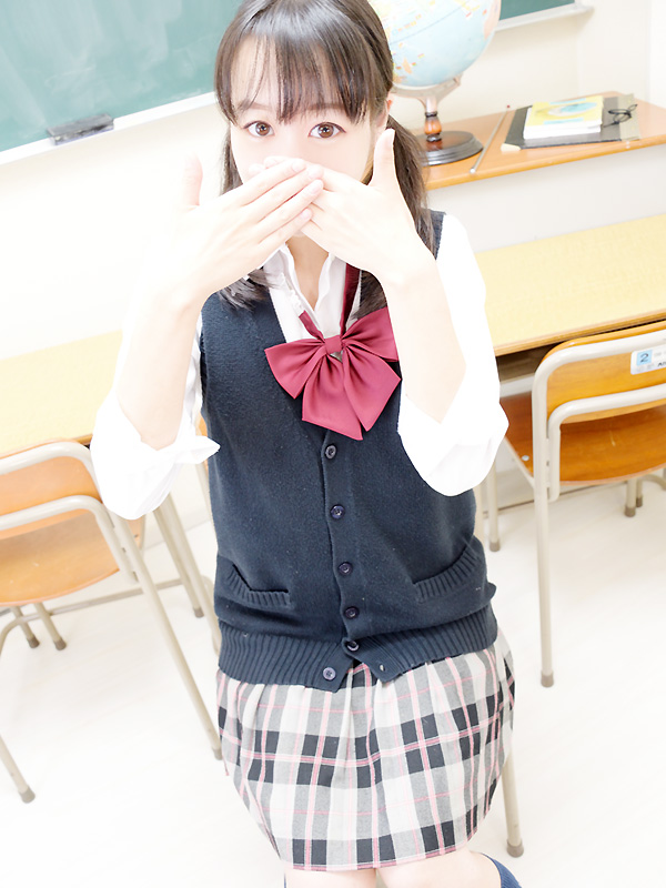 めい♡愛嬌抜群｜大阪 梅田 兎我野町 ホテルヘルス【パンチラJK】〜NO PANTY NO LIFE〜『見たい！嗅ぎたい！触りたい！！』キュートで無邪気な小悪魔JKがエロエロ全開大胆ご奉仕♪