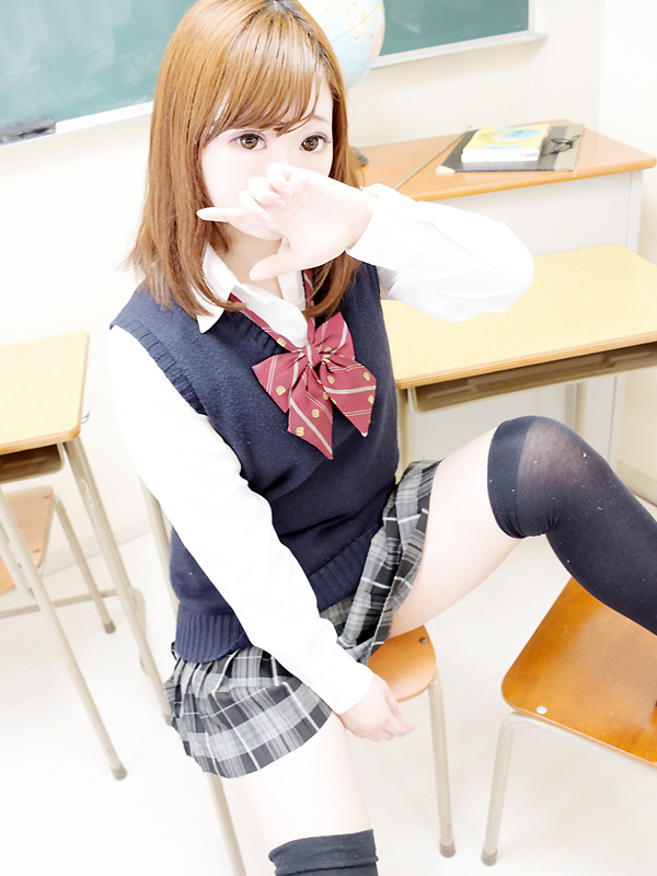 こなた♡アニヲタ｜大阪 梅田 兎我野町 ホテルヘルス【パンチラJK】〜NO PANTY NO LIFE〜『見たい！嗅ぎたい！触りたい！！』キュートで無邪気な小悪魔JKがエロエロ全開大胆ご奉仕♪