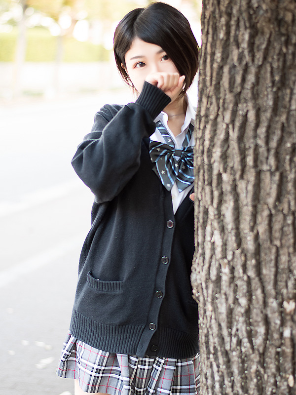 れんか♡ｸｰﾙﾋﾞｭｰﾃｨｰ｜大阪 梅田 兎我野町 ホテルヘルス【パンチラJK】〜NO PANTY NO LIFE〜『見たい！嗅ぎたい！触りたい！！』キュートで無邪気な小悪魔JKがエロエロ全開大胆ご奉仕♪