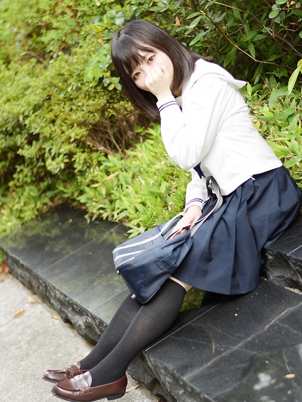 むぎ♡清純派｜大阪 梅田 兎我野町 ホテルヘルス【パンチラJK】〜NO PANTY NO LIFE〜『見たい！嗅ぎたい！触りたい！！』キュートで無邪気な小悪魔JKがエロエロ全開大胆ご奉仕♪