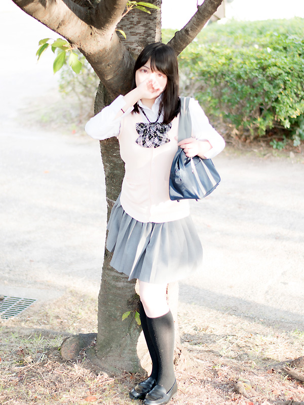 りり♡えちえち｜大阪 梅田 兎我野町 ホテルヘルス【パンチラJK】〜NO PANTY NO LIFE〜『見たい！嗅ぎたい！触りたい！！』キュートで無邪気な小悪魔JKがエロエロ全開大胆ご奉仕♪