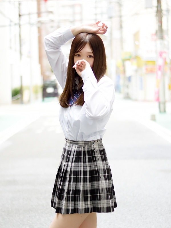 しずく♡愛嬌×天然｜大阪 梅田 兎我野町 ホテルヘルス【パンチラJK】〜NO PANTY NO LIFE〜『見たい！嗅ぎたい！触りたい！！』キュートで無邪気な小悪魔JKがエロエロ全開大胆ご奉仕♪