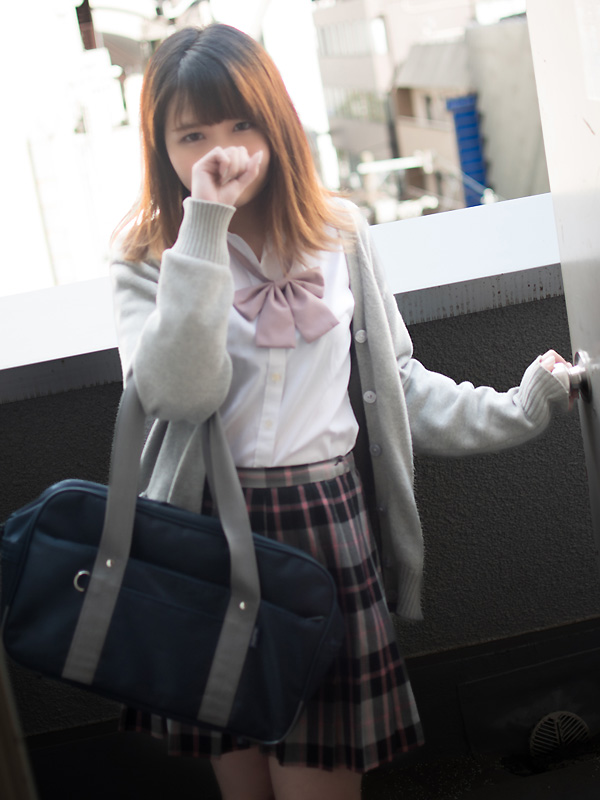 いのり♡ゆるふわ系｜大阪 梅田 兎我野町 ホテルヘルス【パンチラJK】〜NO PANTY NO LIFE〜『見たい！嗅ぎたい！触りたい！！』キュートで無邪気な小悪魔JKがエロエロ全開大胆ご奉仕♪