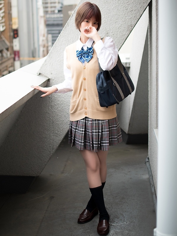 しき♡元ＡＶ女優(21)｜大阪 梅田 兎我野町 ホテルヘルス【パンチラJK】〜NO PANTY NO LIFE〜『見たい！嗅ぎたい！触りたい！！』キュートで無邪気な小悪魔JKがエロエロ全開大胆ご奉仕♪