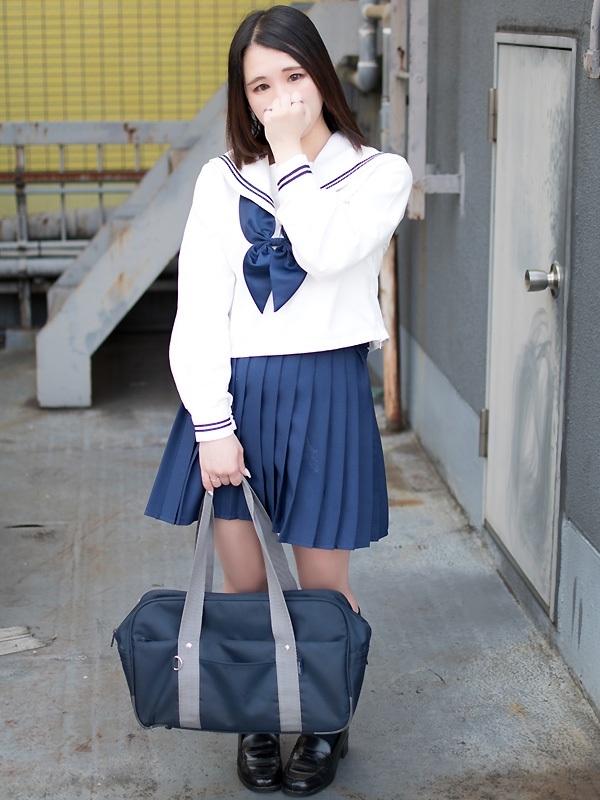 らん♡大和撫子｜大阪 梅田 兎我野町 ホテルヘルス【パンチラJK】〜NO PANTY NO LIFE〜『見たい！嗅ぎたい！触りたい！！』キュートで無邪気な小悪魔JKがエロエロ全開大胆ご奉仕♪